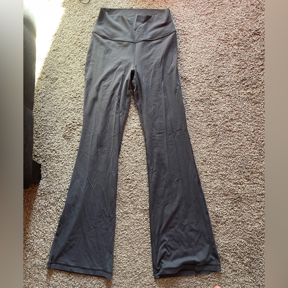 Tna yoga pants size medium